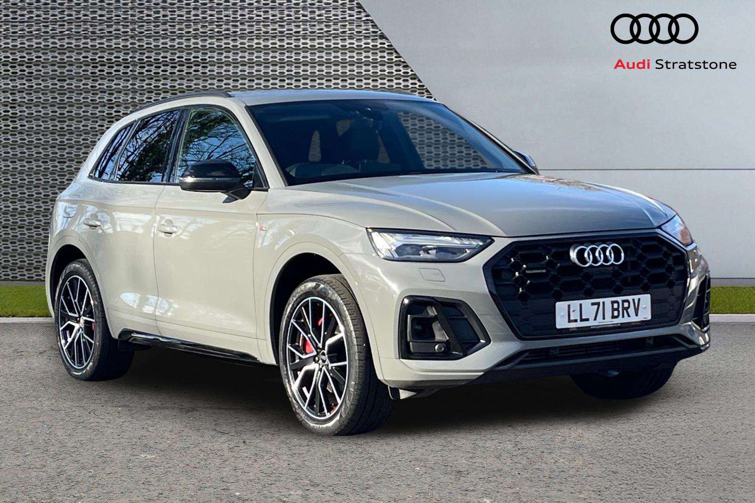 Main listing image - Audi Q5