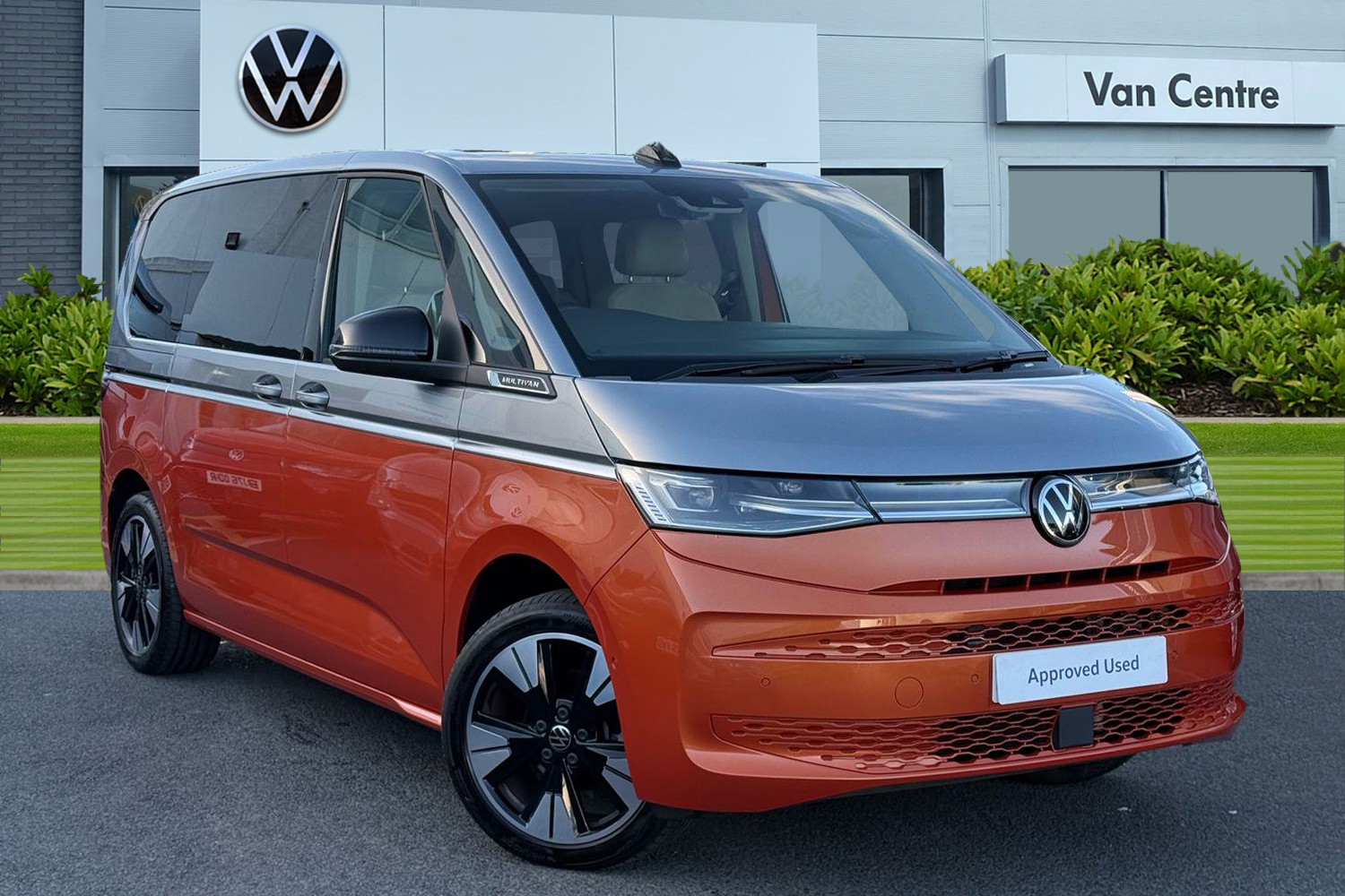 Main listing image - Volkswagen Multivan