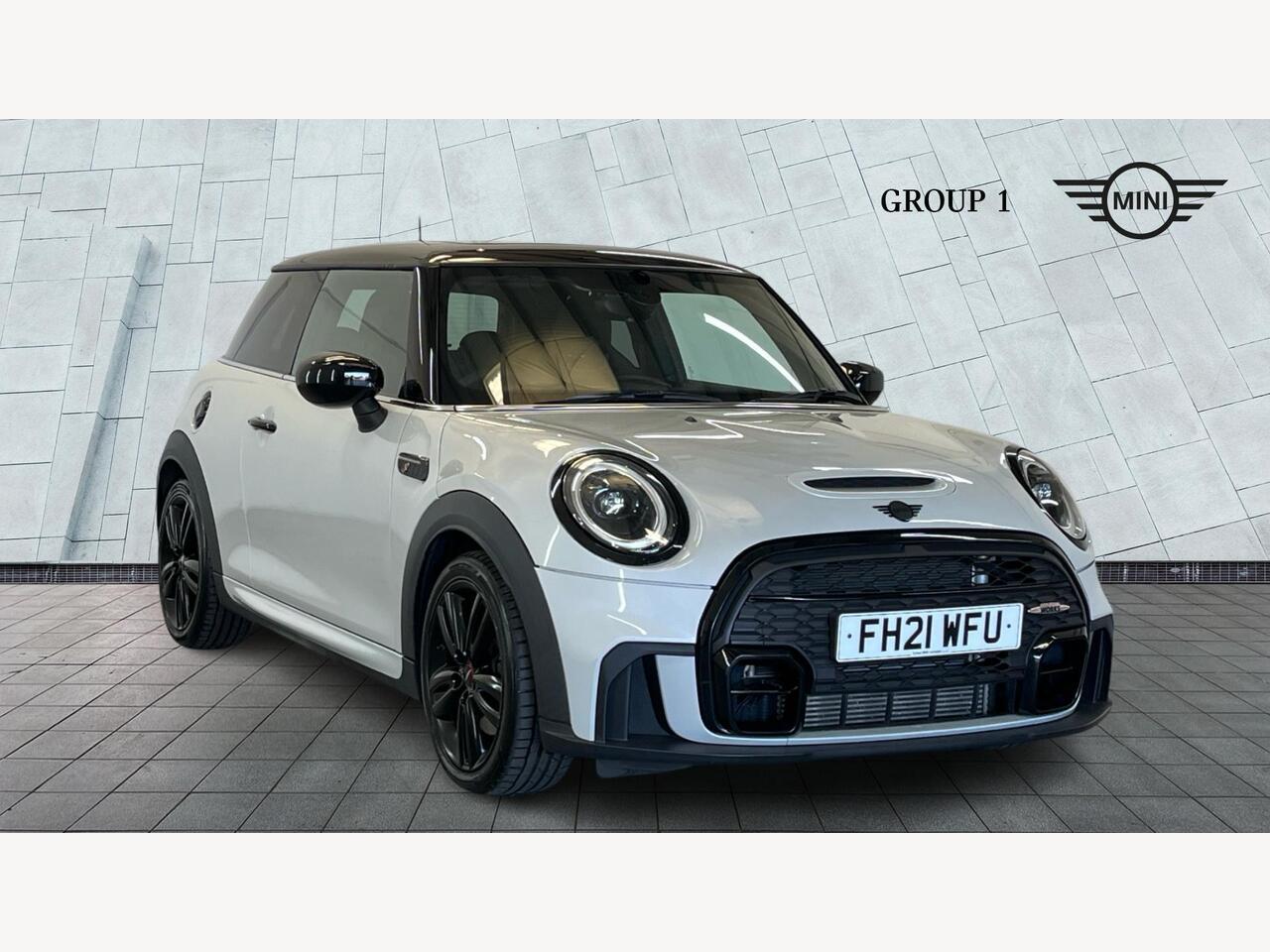 Main listing image - MINI Hatchback
