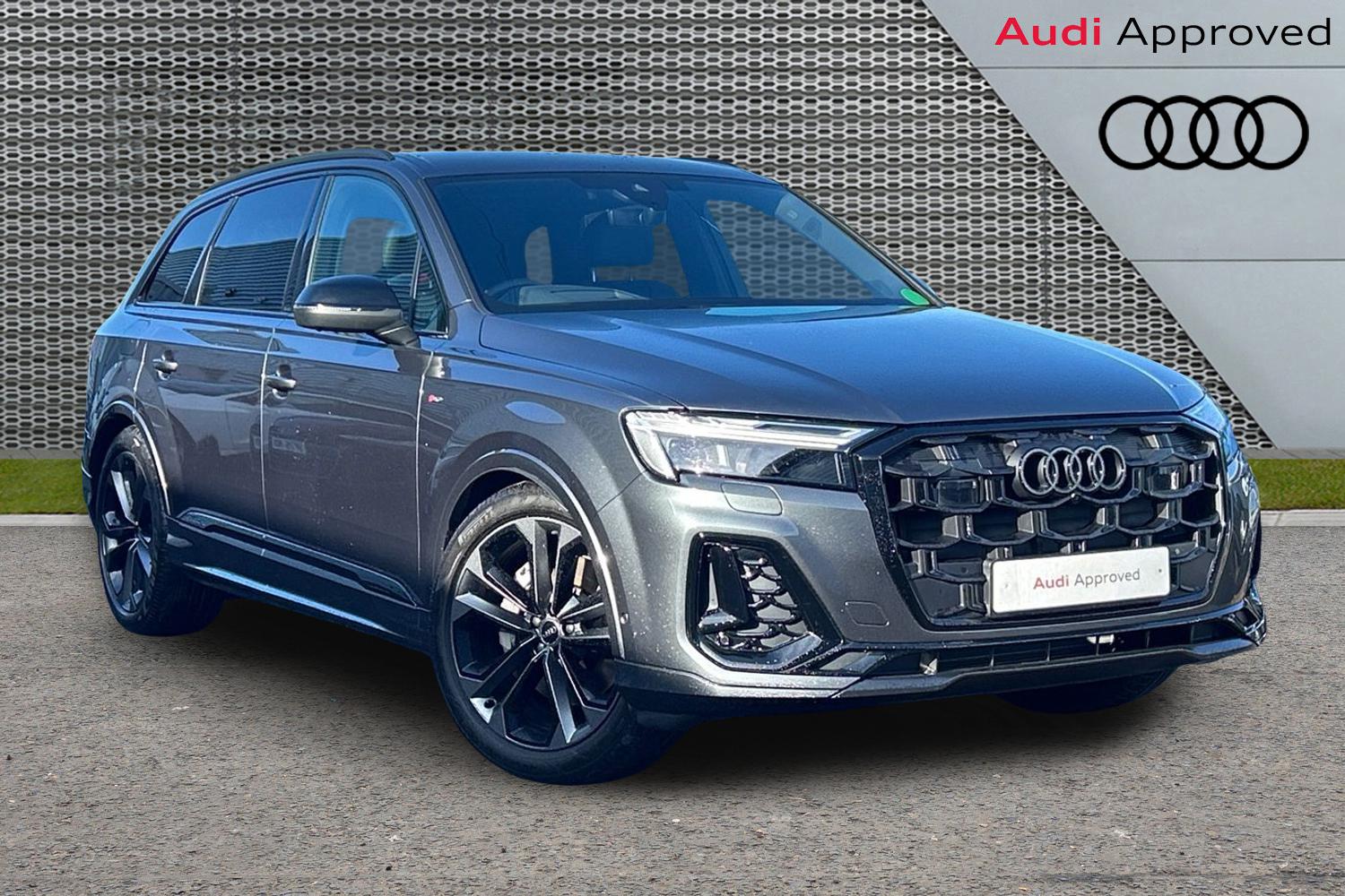 Main listing image - Audi Q7