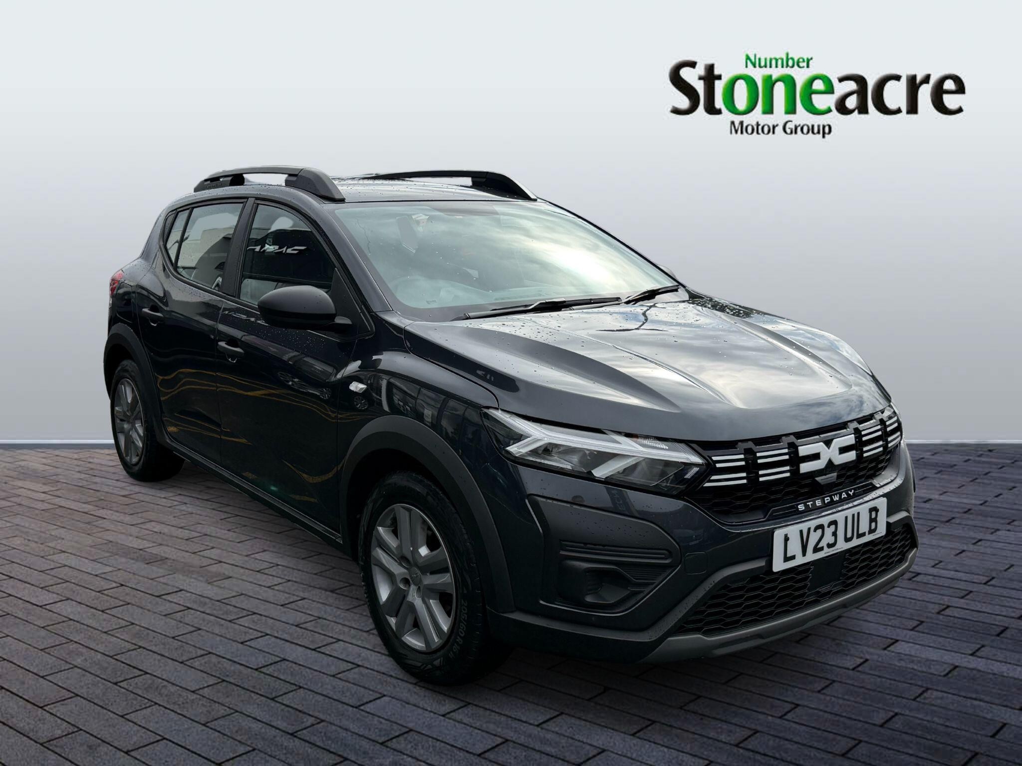 Main listing image - Dacia Sandero Stepway