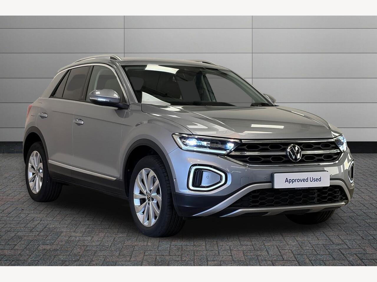 Main listing image - Volkswagen T-Roc