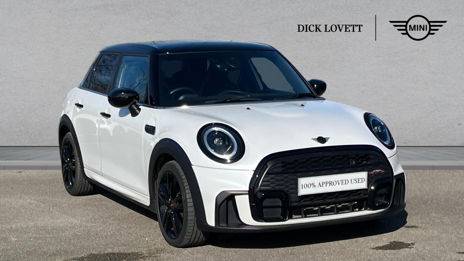 Main listing image - MINI Hatchback 5dr