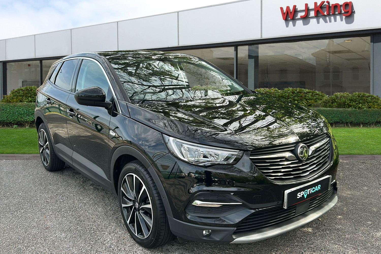 Main listing image - Vauxhall Grandland X