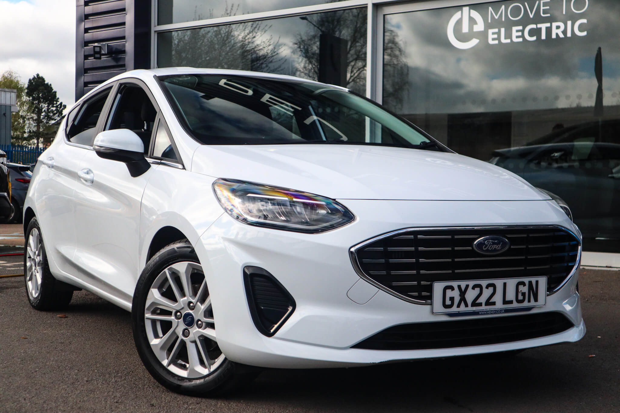 Main listing image - Ford Fiesta