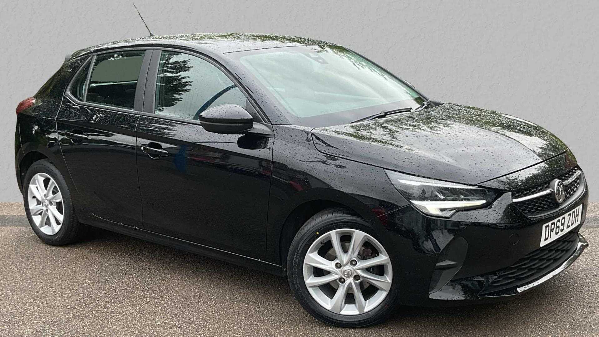 Main listing image - Vauxhall Corsa