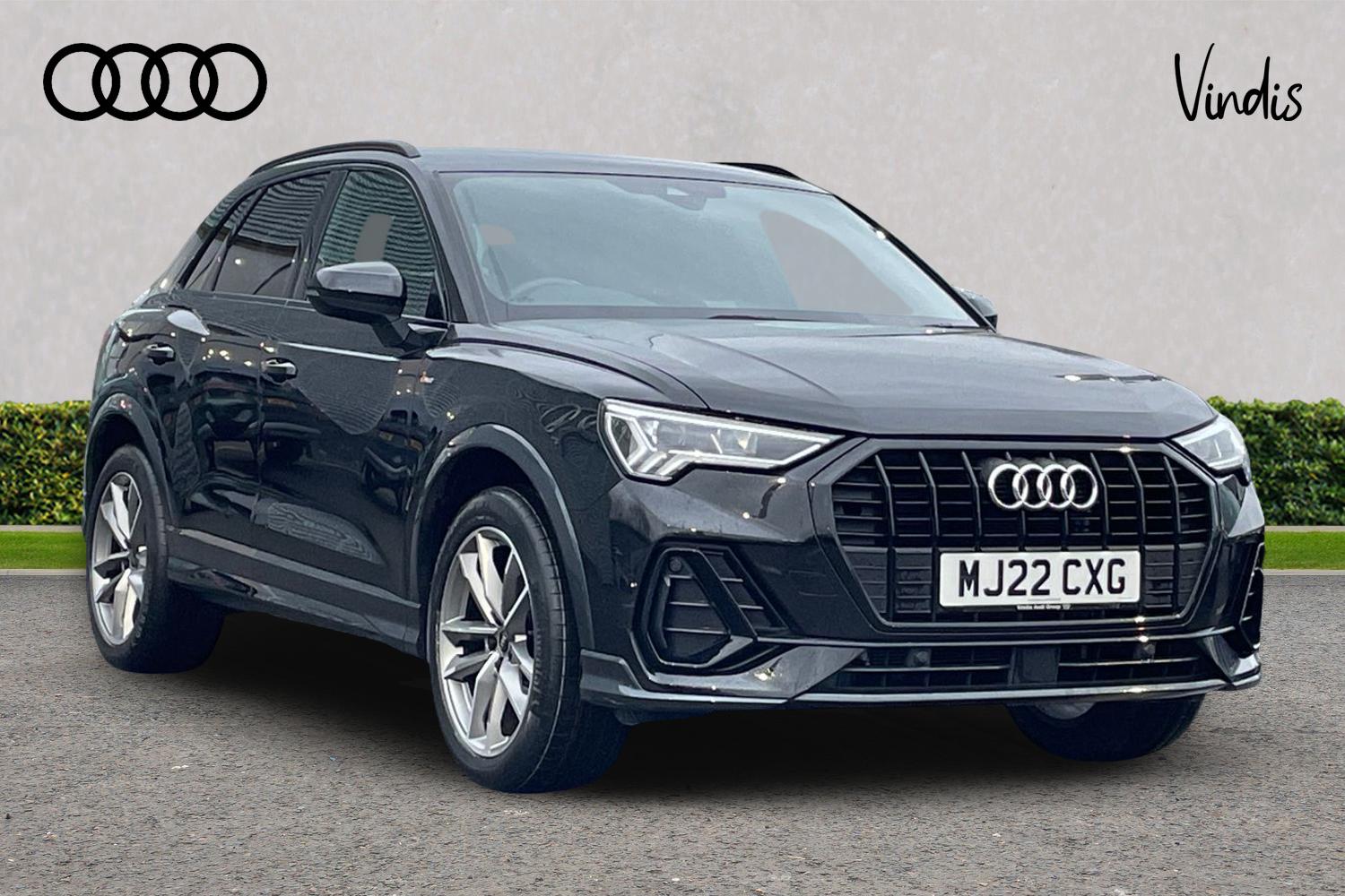 Main listing image - Audi Q3