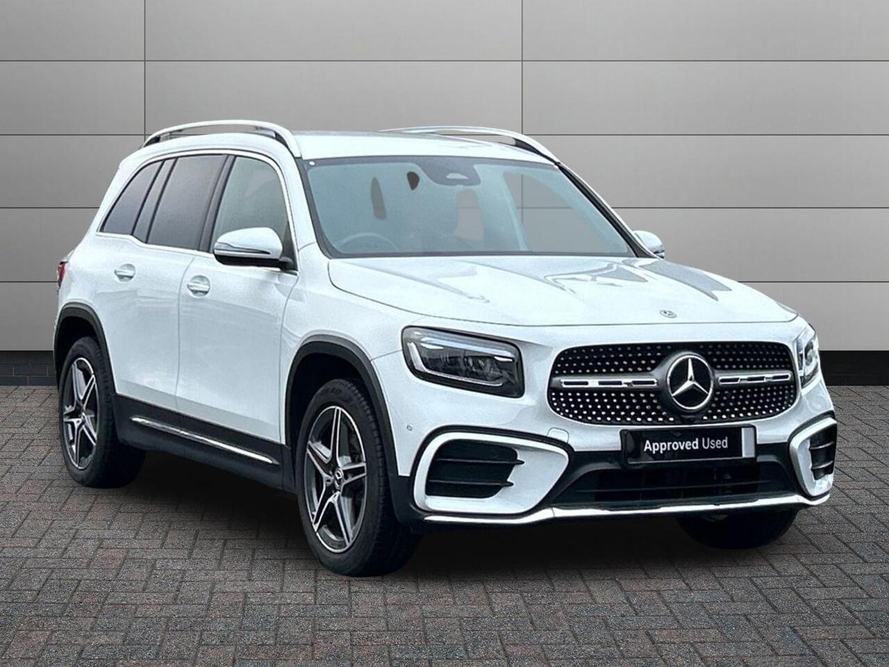 Main listing image - Mercedes-Benz GLB