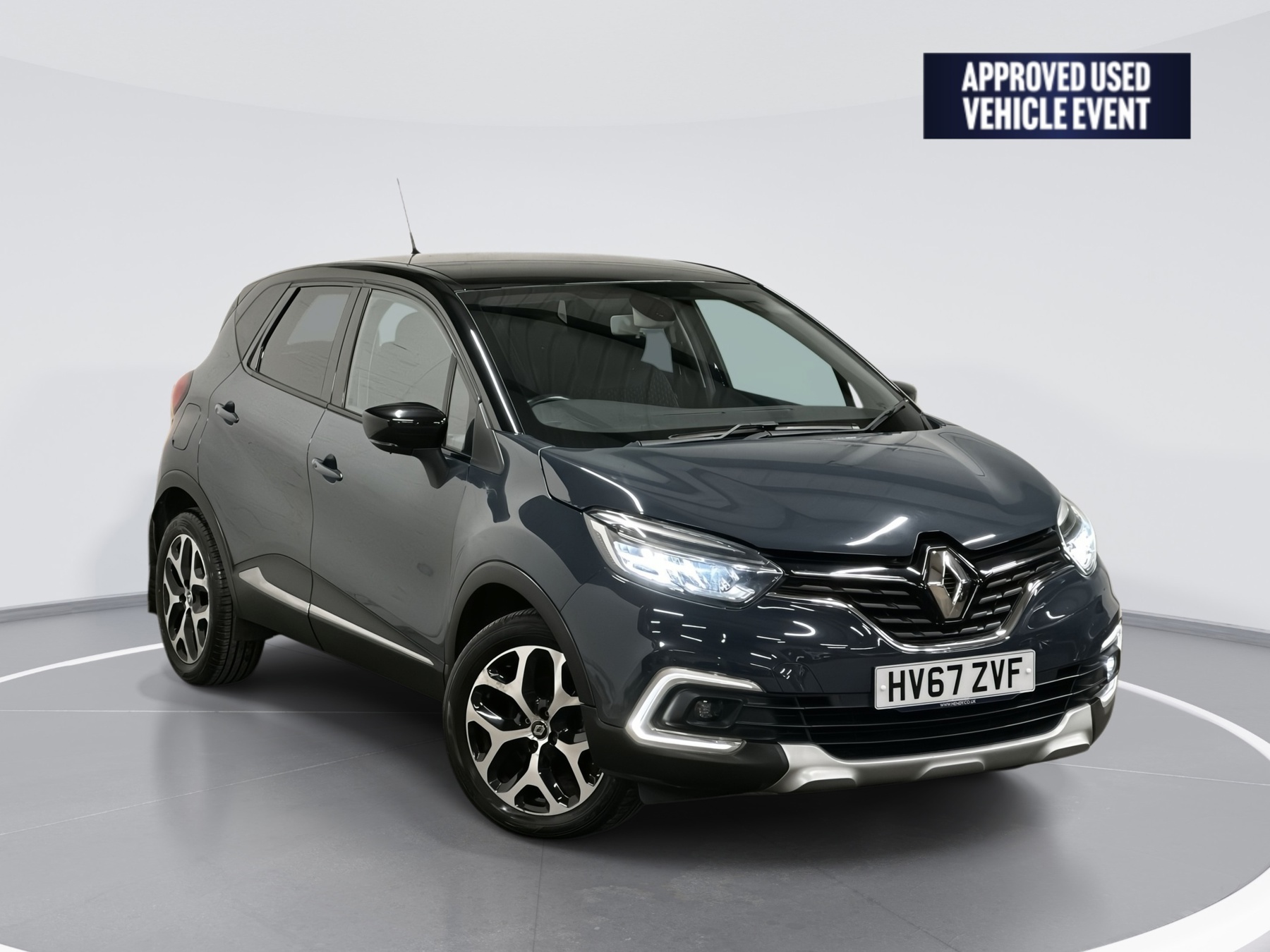 Main listing image - Renault Captur