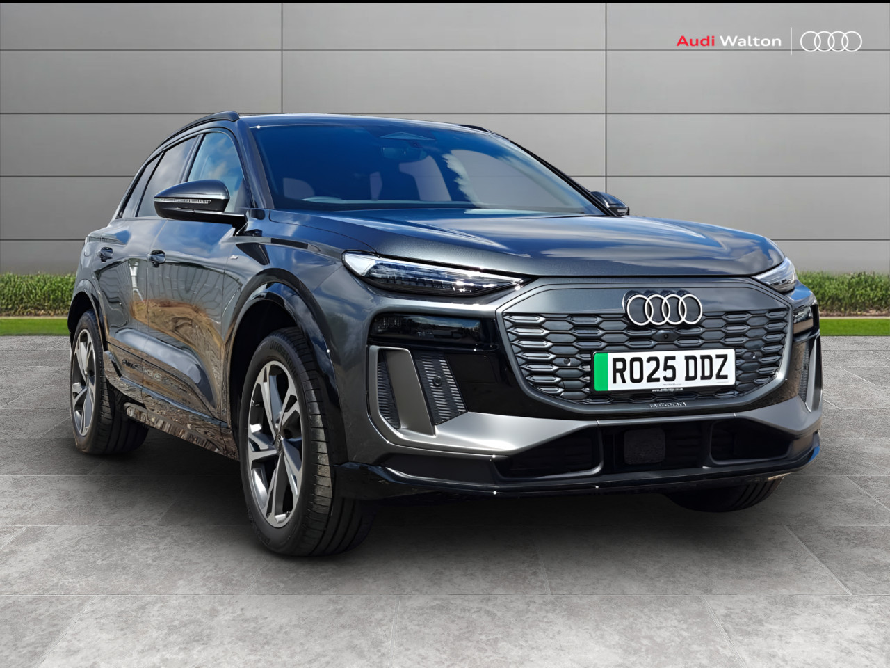 Main listing image - Audi Q6 E Tron
