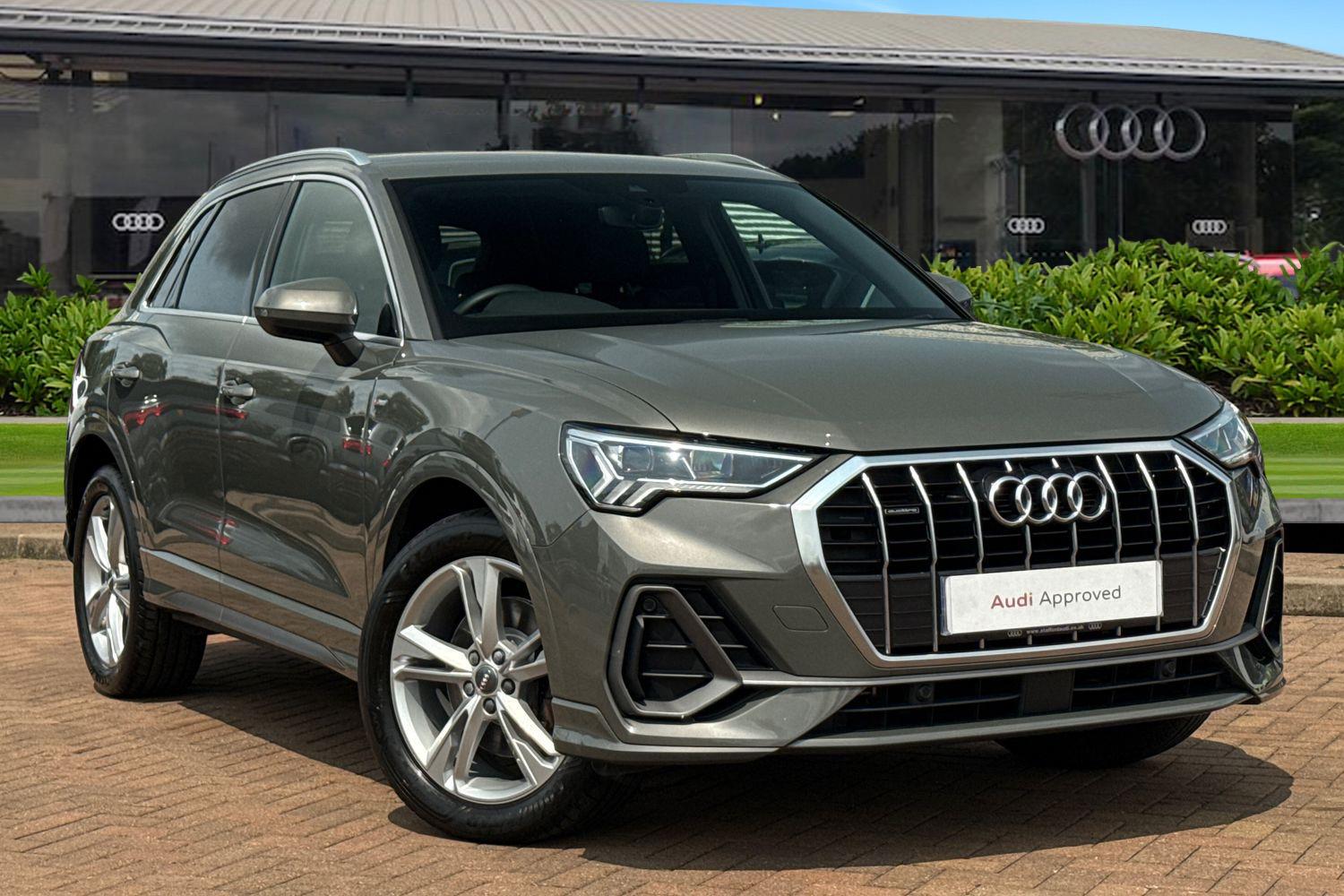 Main listing image - Audi Q3