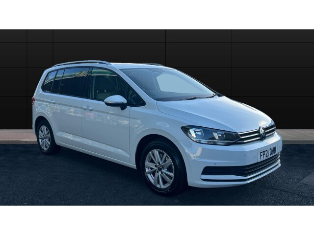 Main listing image - Volkswagen Touran