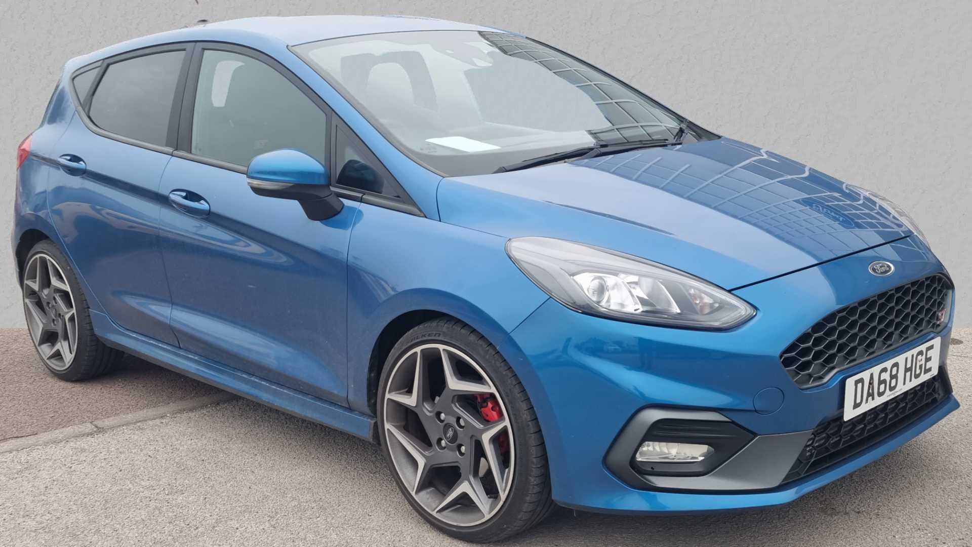 Main listing image - Ford Fiesta ST