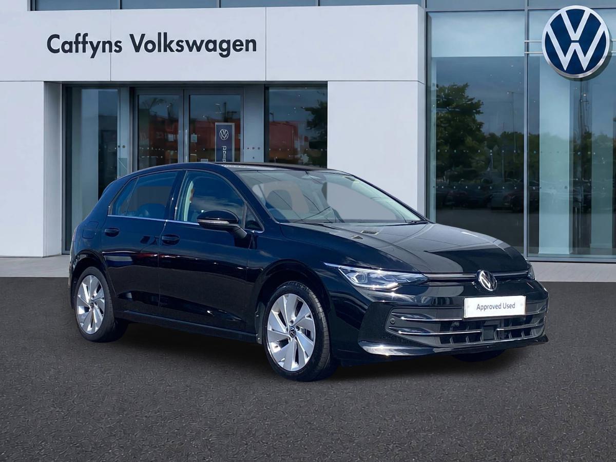 Main listing image - Volkswagen Golf