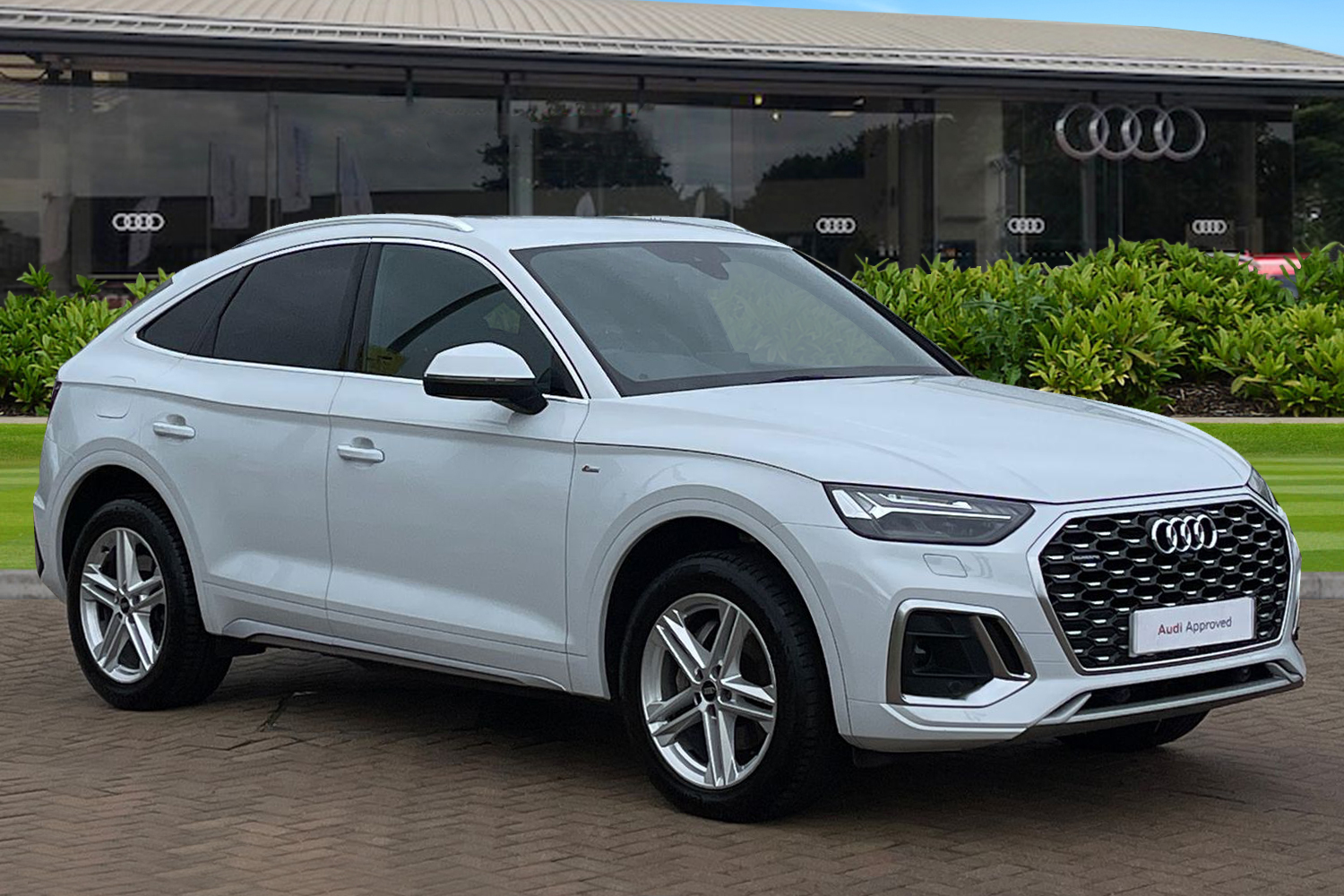 Main listing image - Audi Q5 Sportback