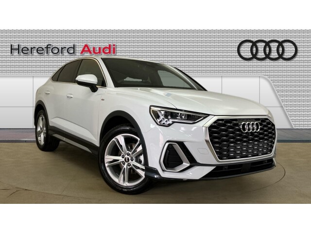 Main listing image - Audi Q3