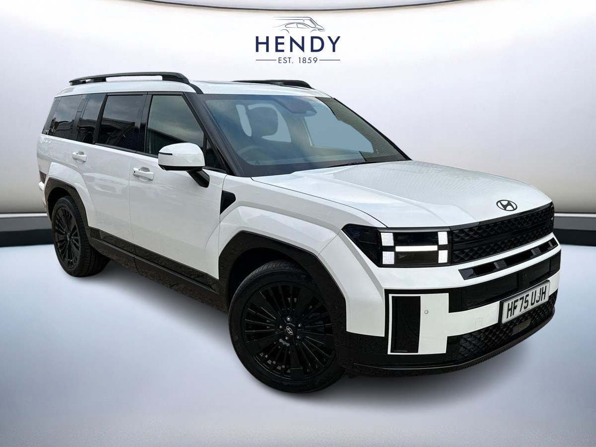 Main listing image - Hyundai Santa Fe