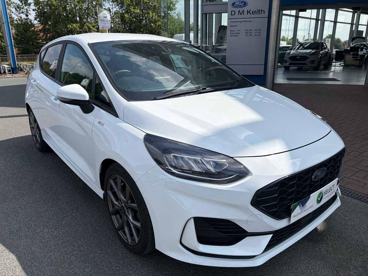 Main listing image - Ford Fiesta