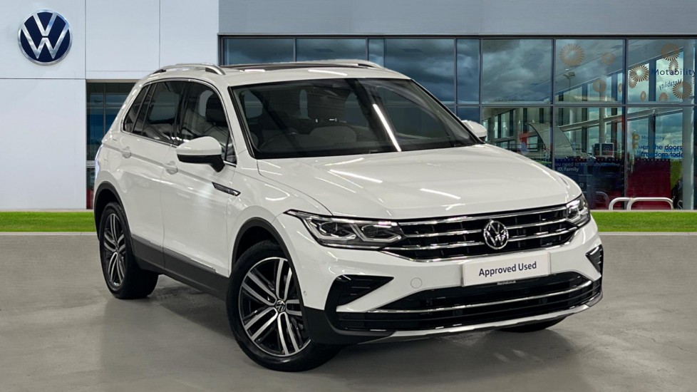 Main listing image - Volkswagen Tiguan