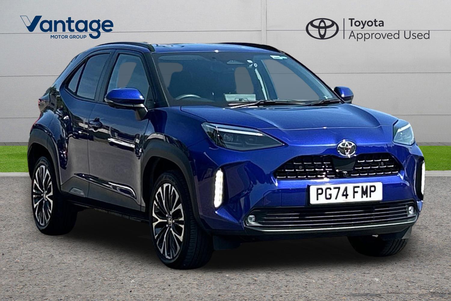 Main listing image - Toyota Yaris Cross