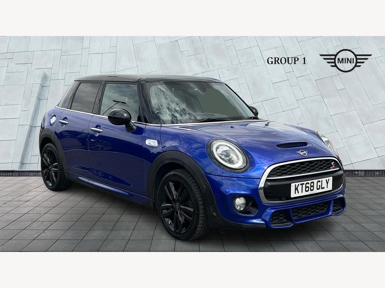 Main listing image - MINI Hatchback