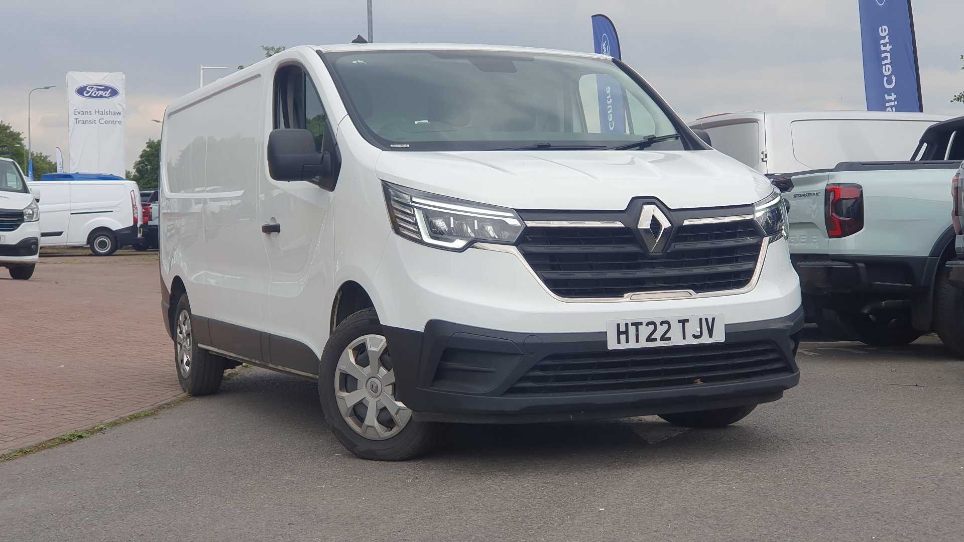 Main listing image - Renault Trafic