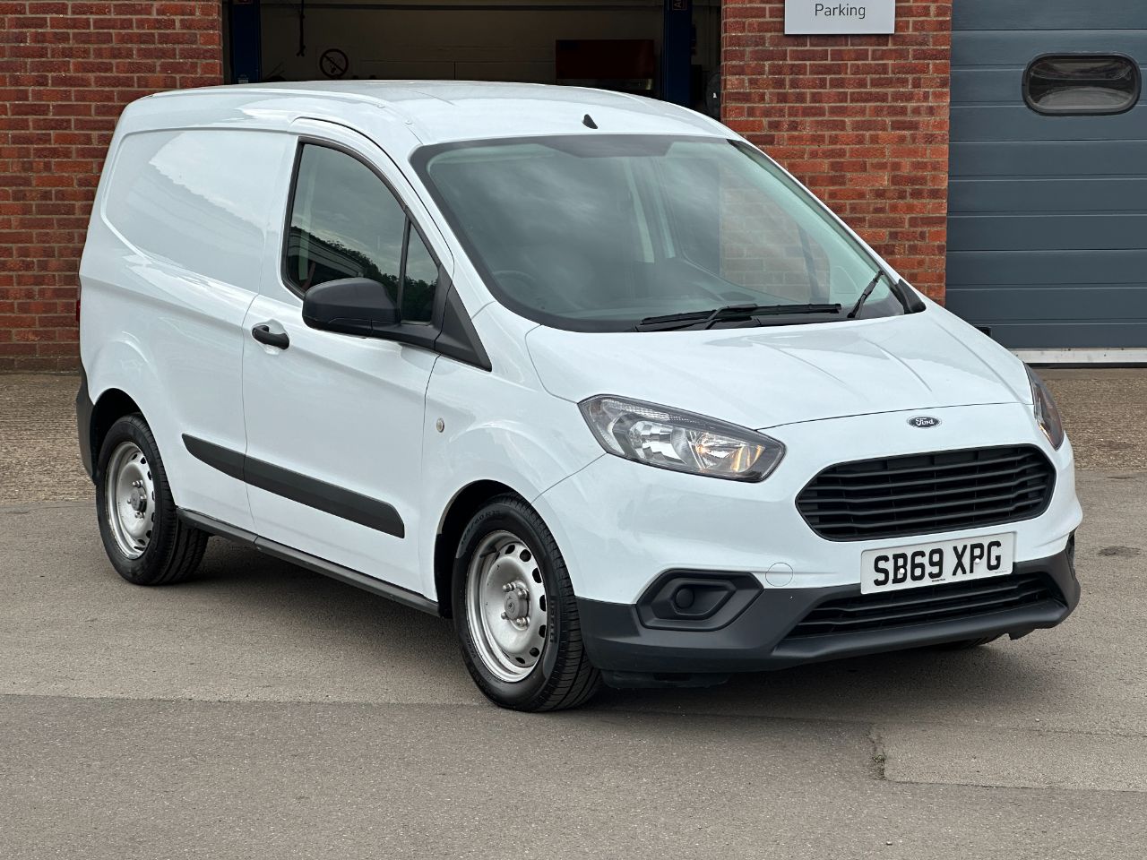 Main listing image - Ford Transit Courier