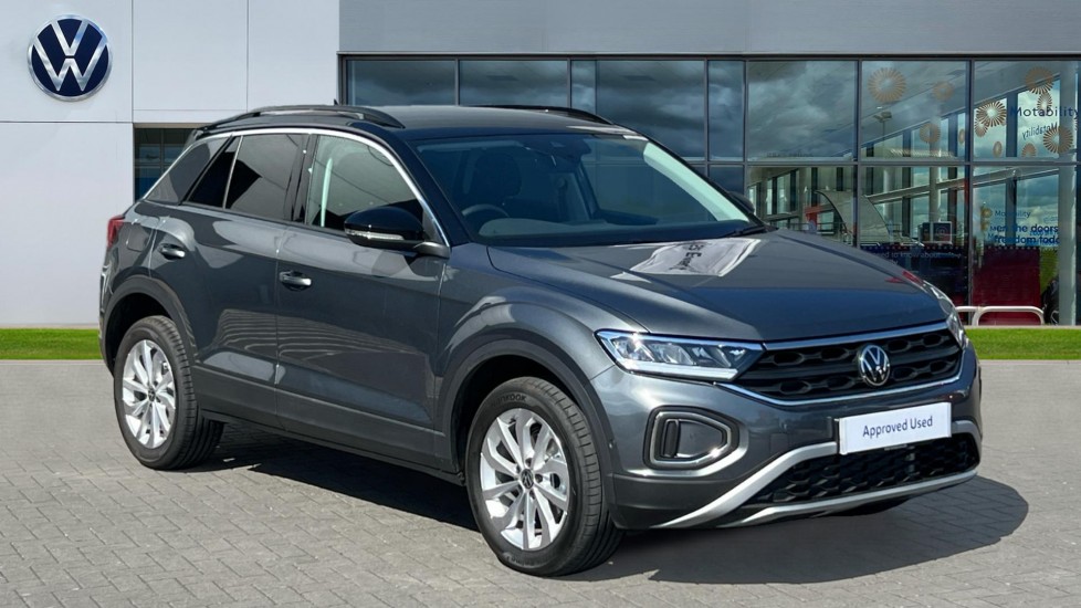 Main listing image - Volkswagen T-Roc