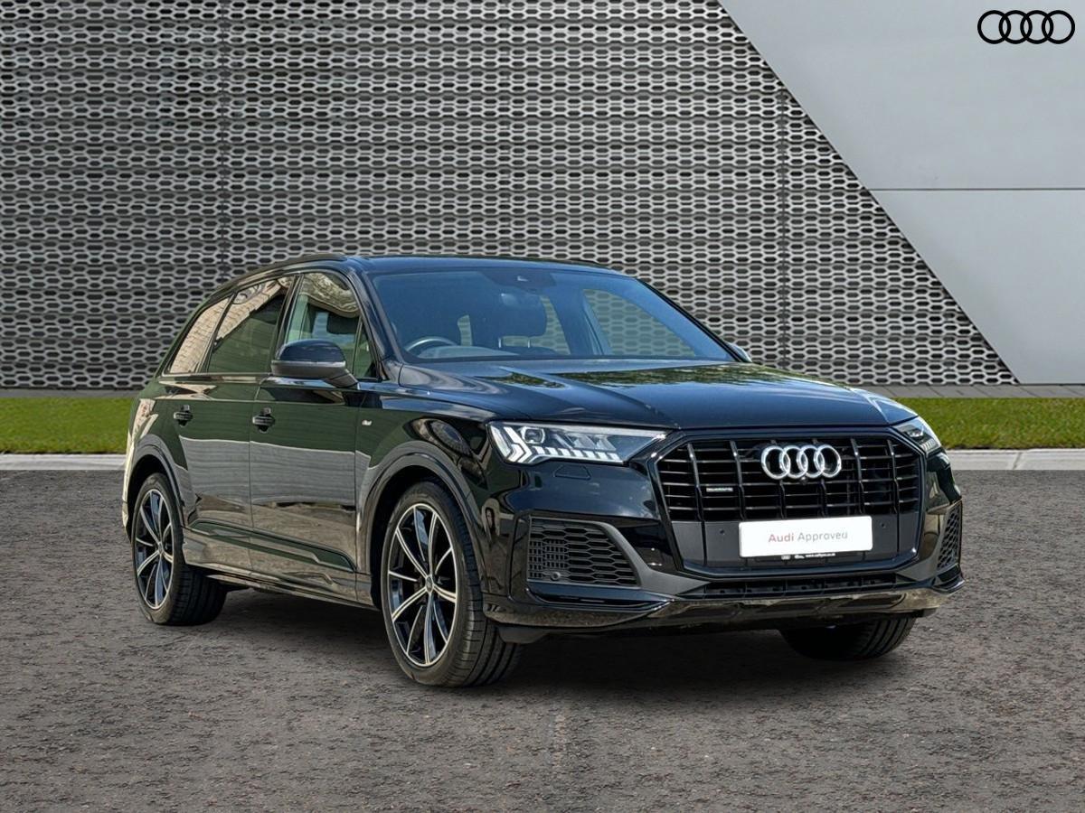 Main listing image - Audi Q7