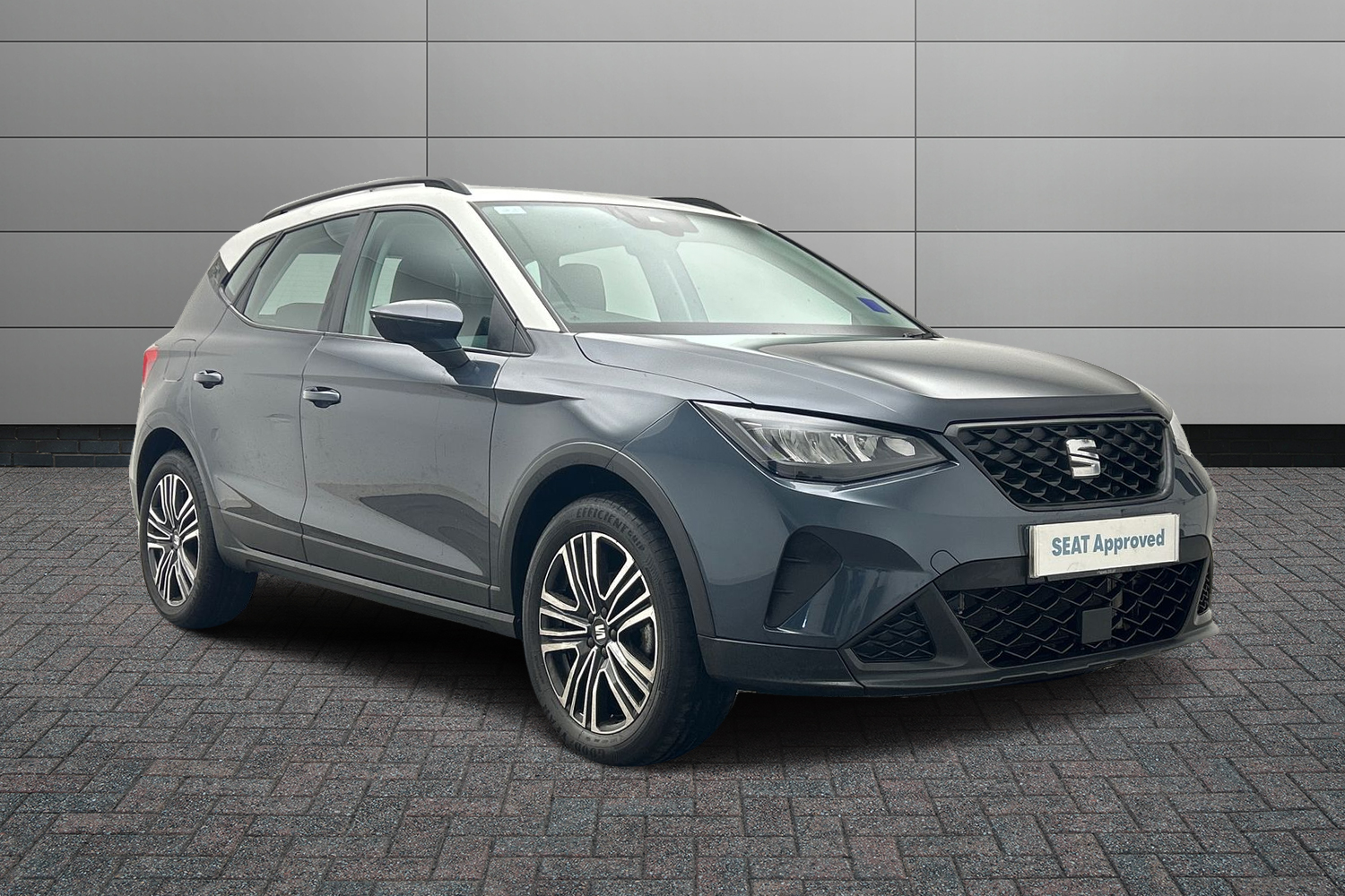 Main listing image - SEAT Arona