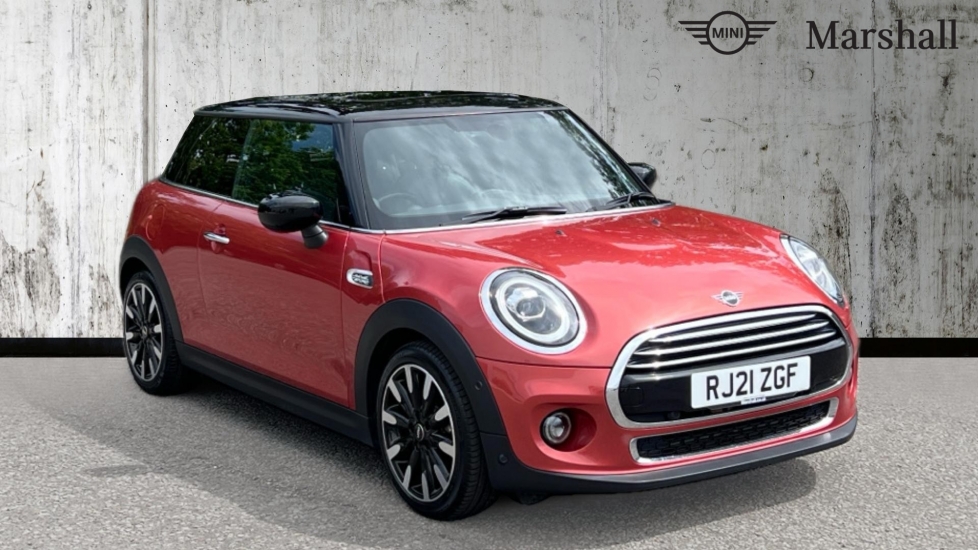 Main listing image - MINI Hatchback