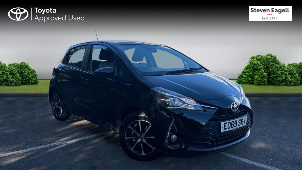 Main listing image - Toyota Yaris