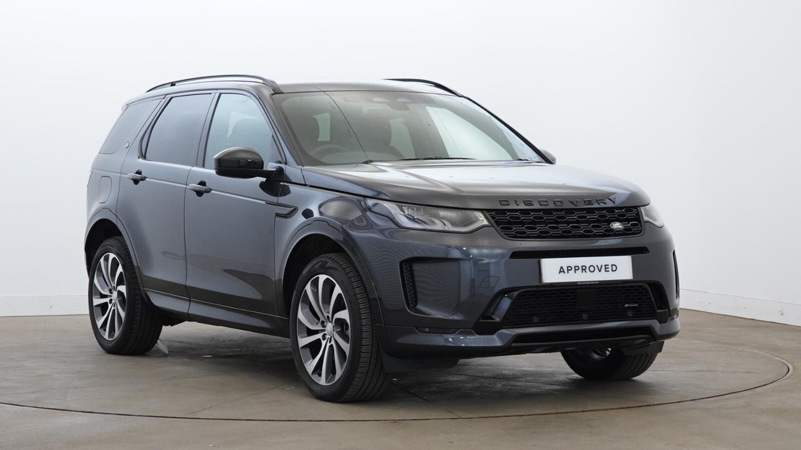 Main listing image - Land Rover Discovery Sport