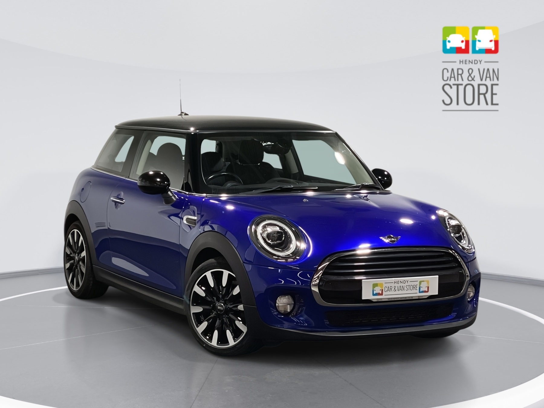 Main listing image - MINI Hatchback