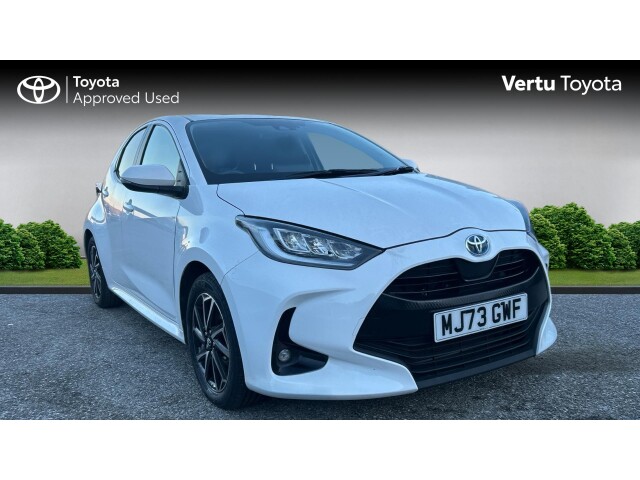 Main listing image - Toyota Yaris