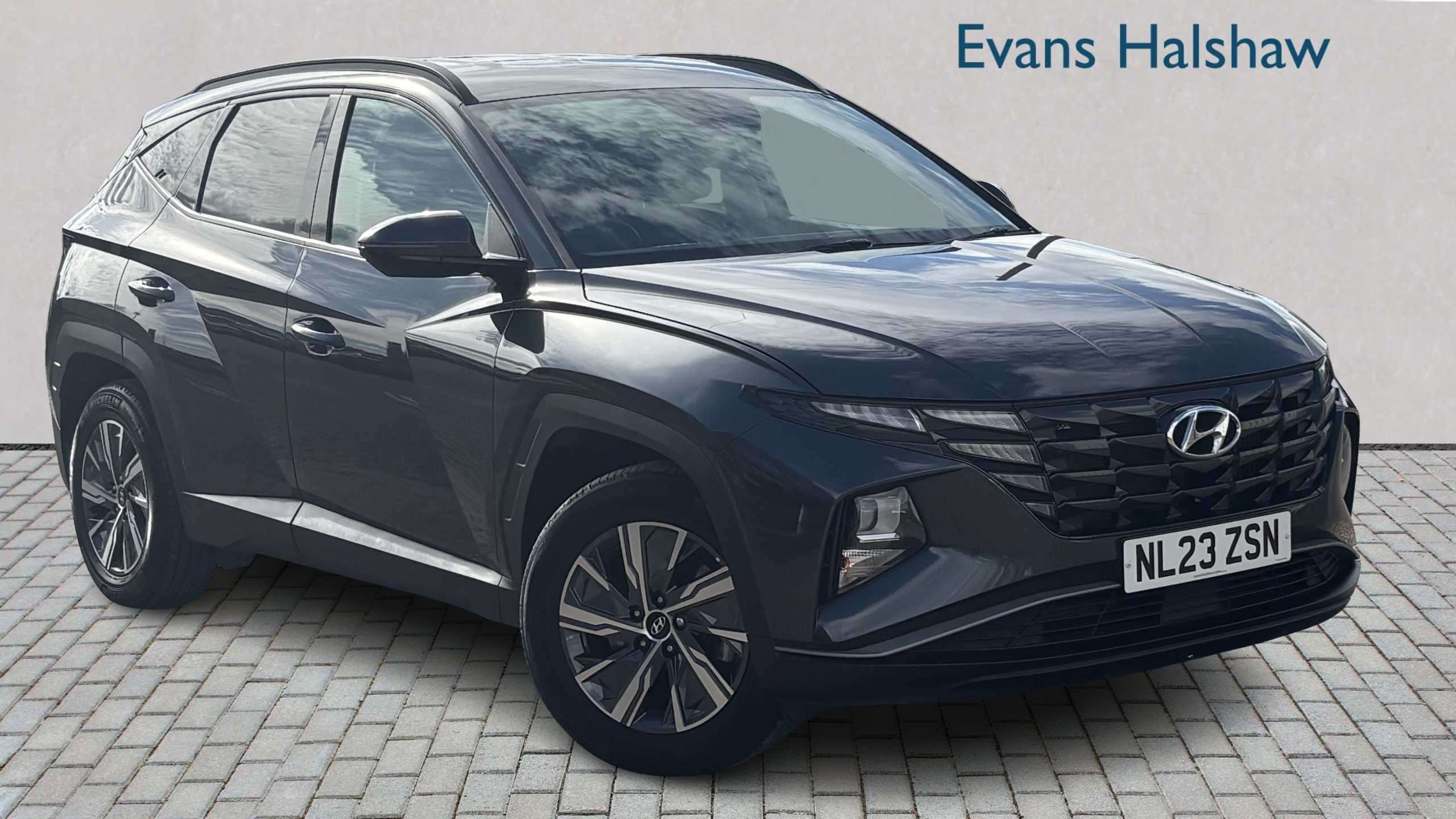 Main listing image - Hyundai Tucson