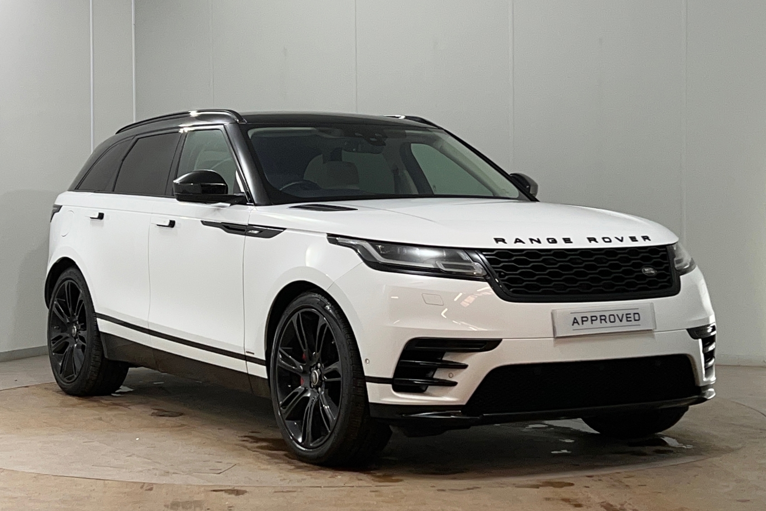 Main listing image - Land Rover Range Rover Velar