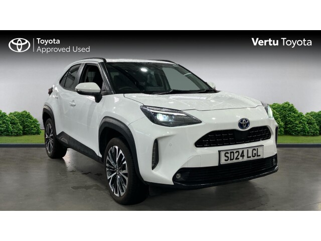 Main listing image - Toyota Yaris Cross