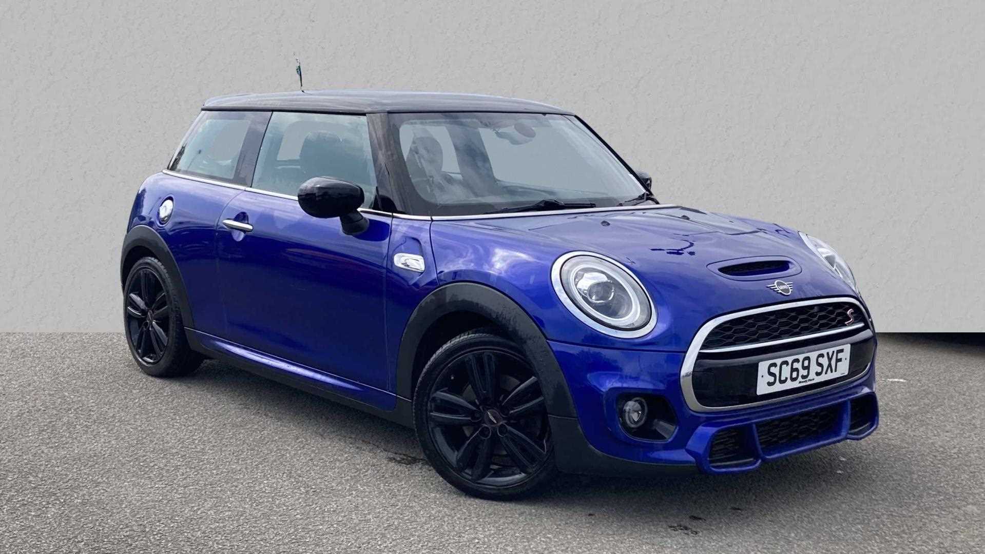 Main listing image - MINI Hatchback