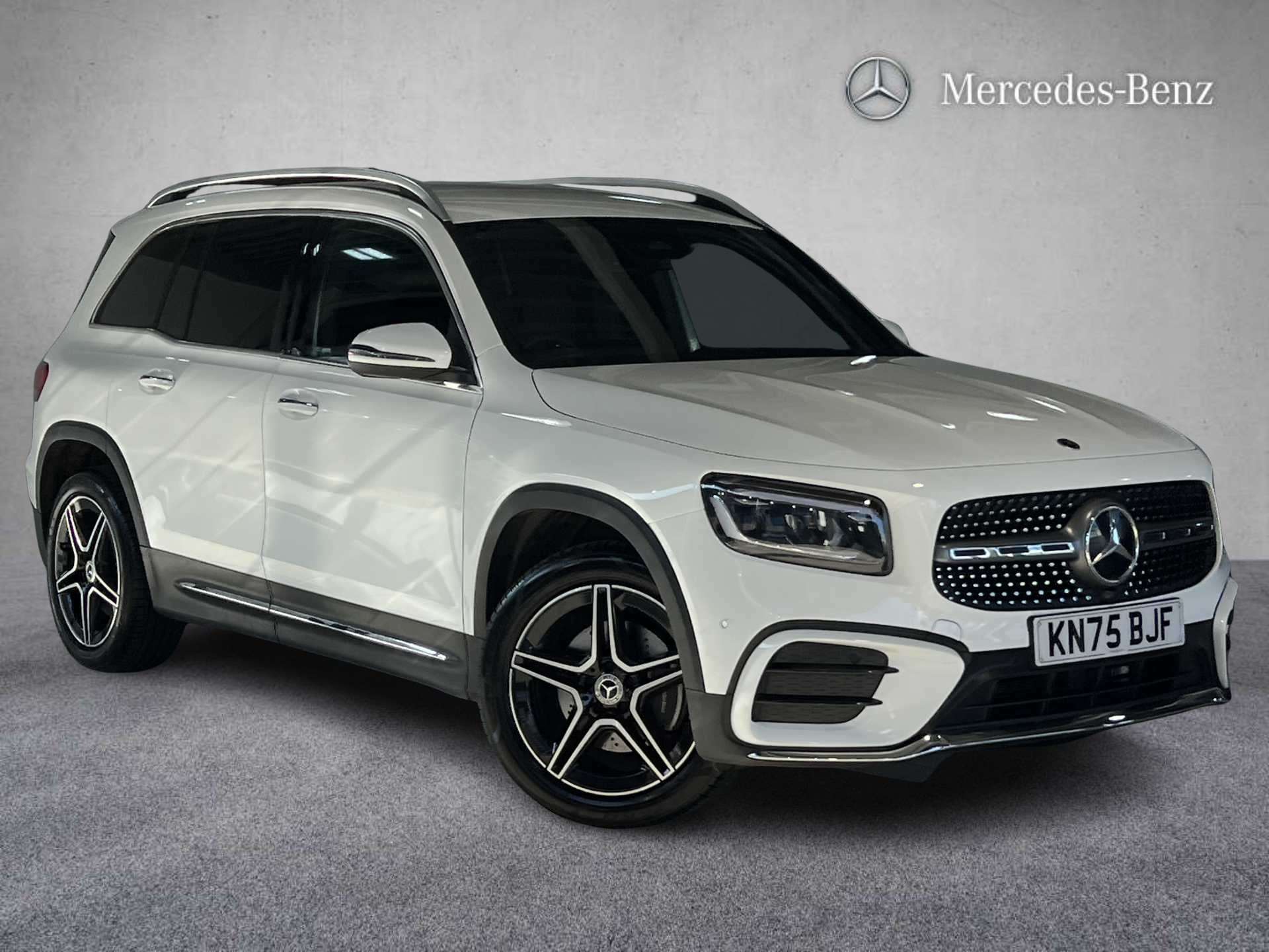 Main listing image - Mercedes-Benz GLB