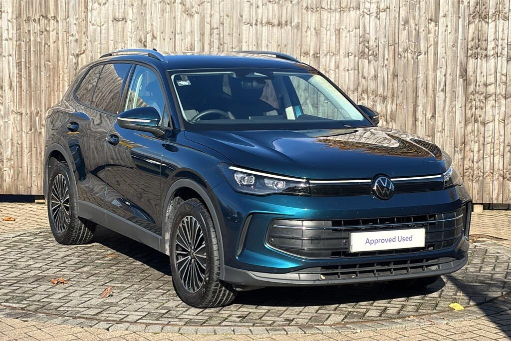 Main listing image - Volkswagen Tiguan