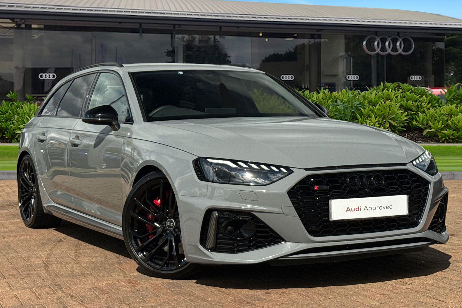 Main listing image - Audi RS4