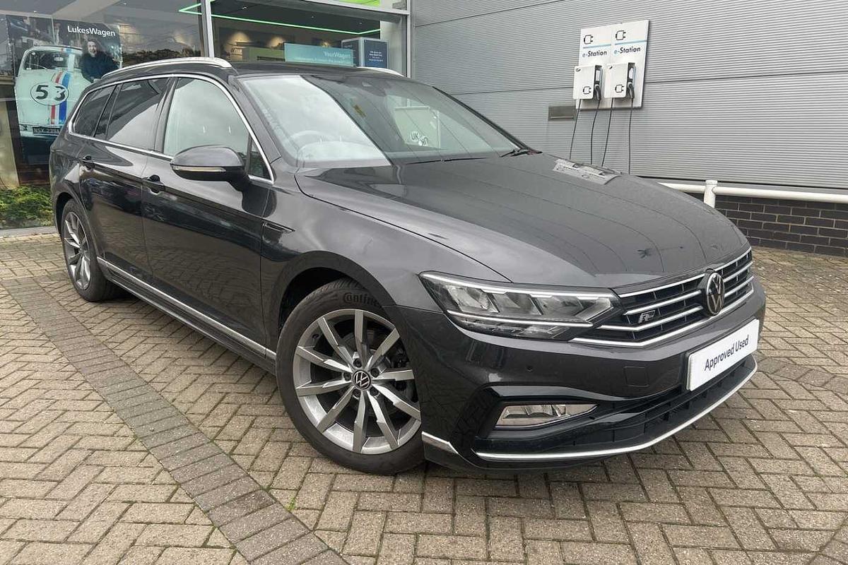 Main listing image - Volkswagen Passat Estate