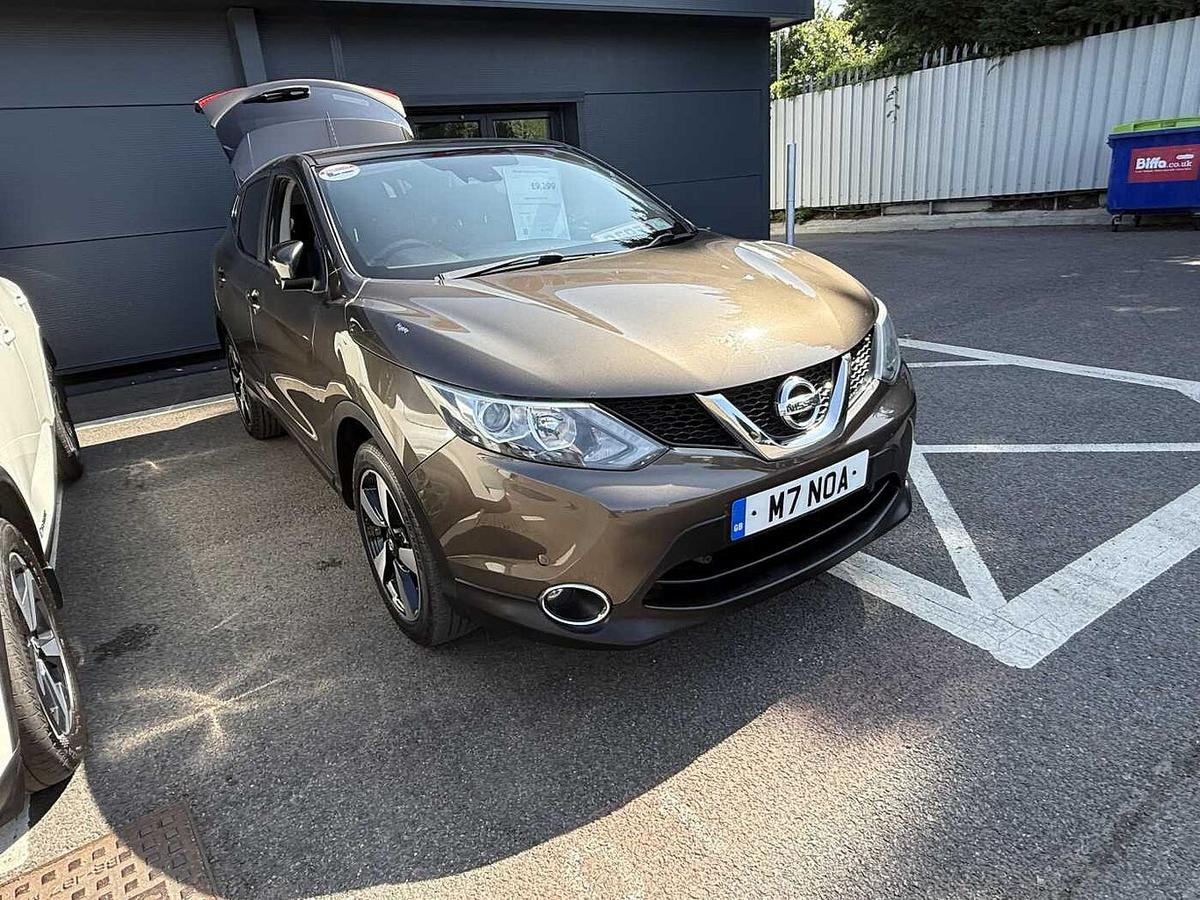 Main listing image - Nissan Qashqai