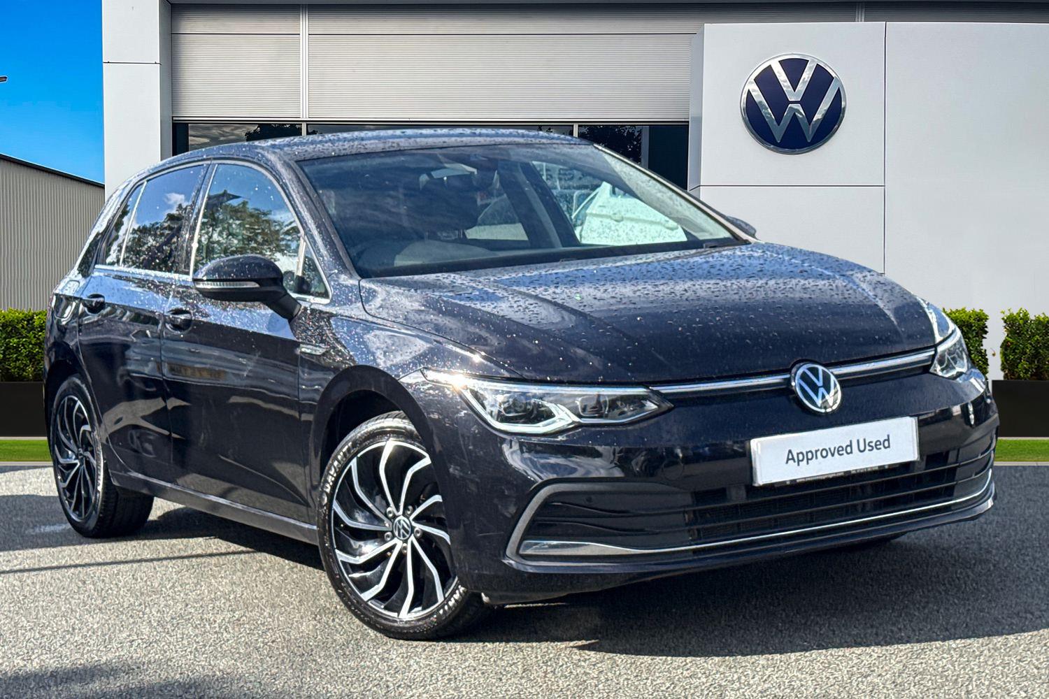 Main listing image - Volkswagen Golf