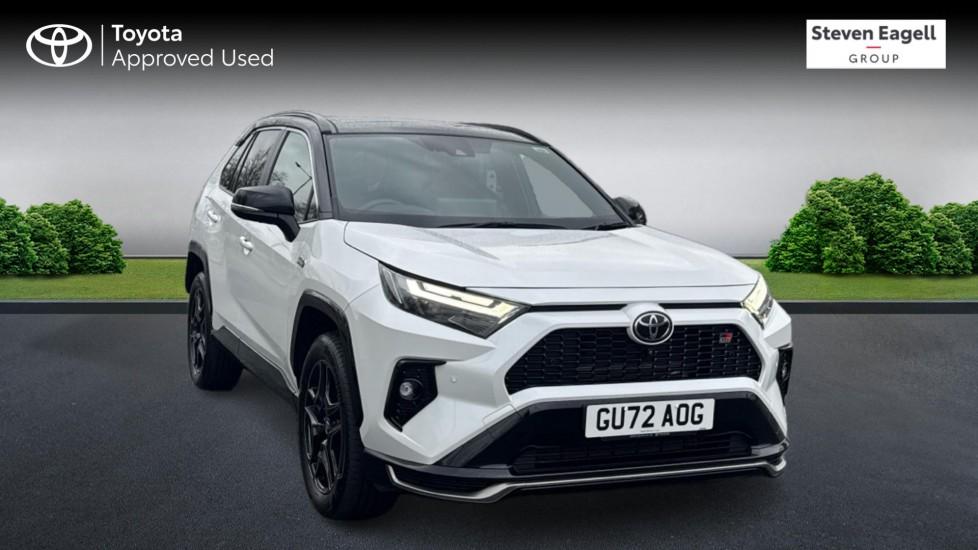 Main listing image - Toyota RAV4