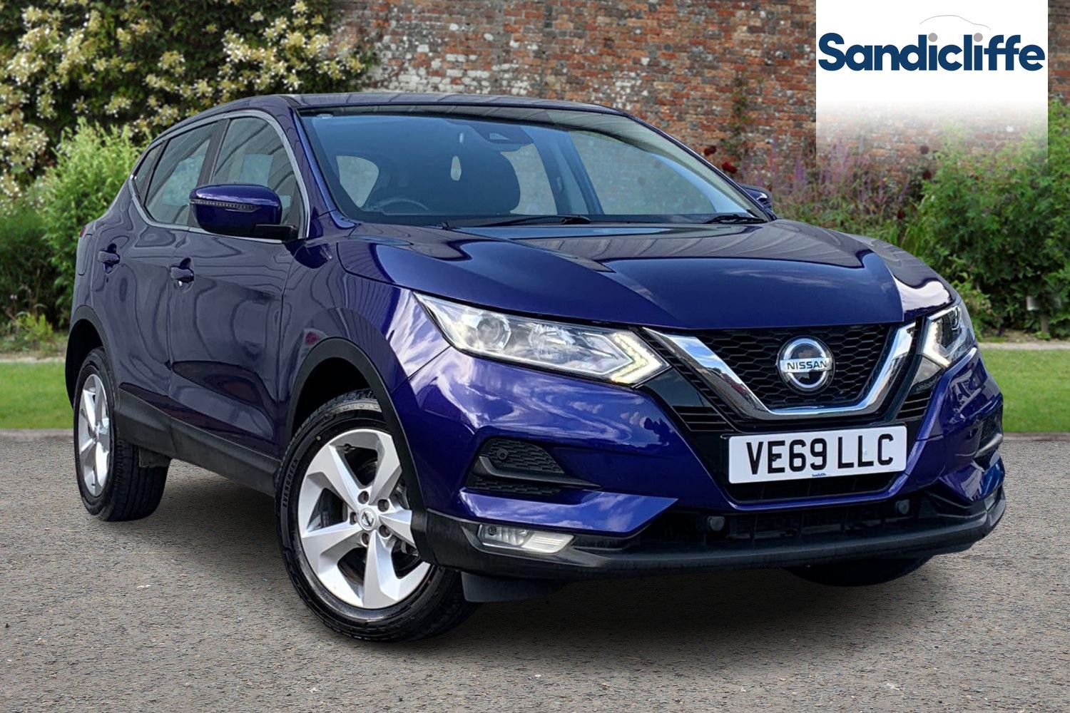 Main listing image - Nissan Qashqai