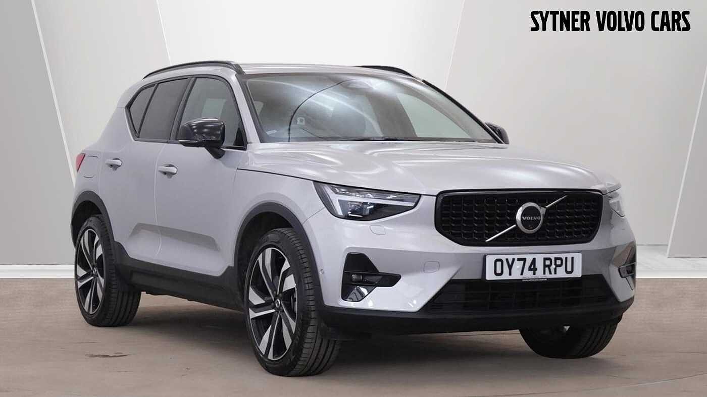 Main listing image - Volvo XC40