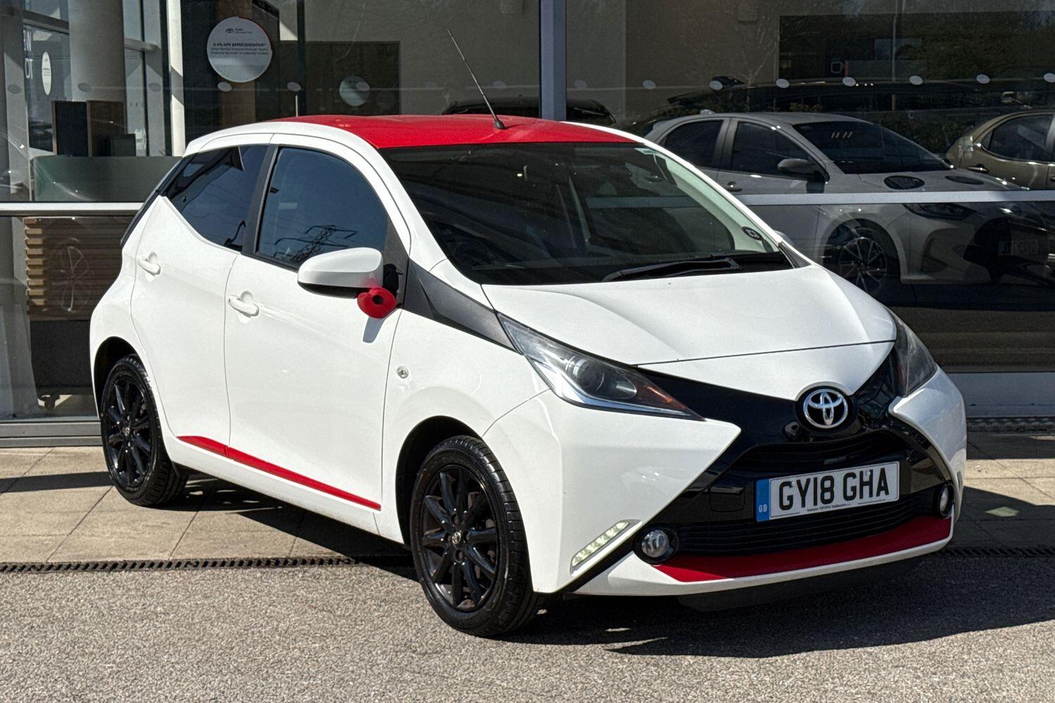 Main listing image - Toyota Aygo