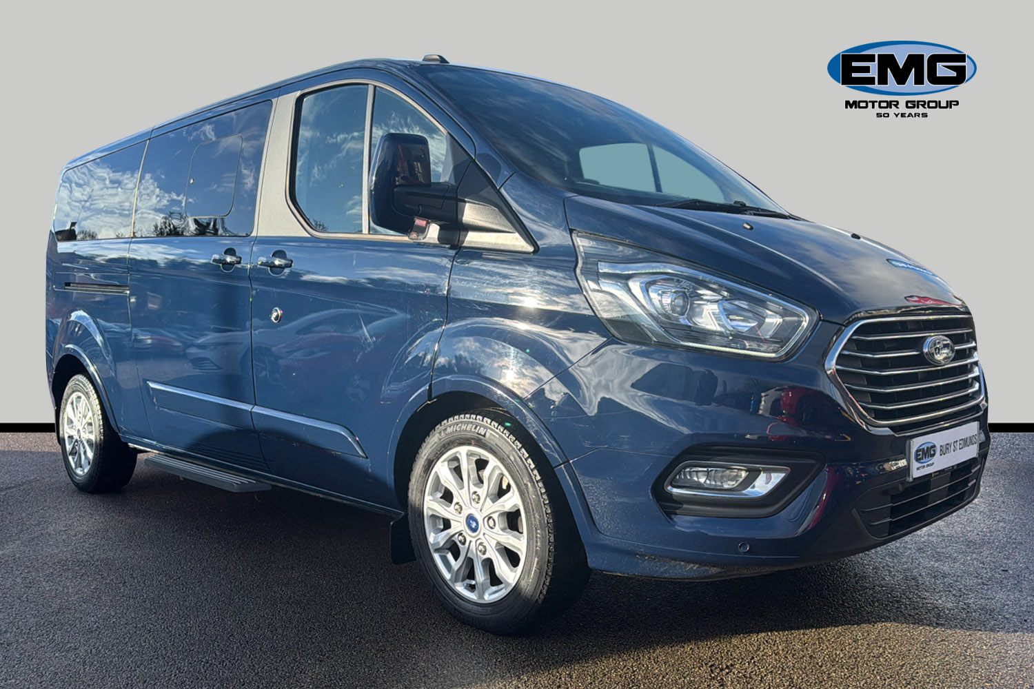 Main listing image - Ford Tourneo Custom